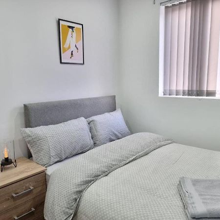 Charming Accommodation Steps From Downtown Liverpool Eksteriør bilde