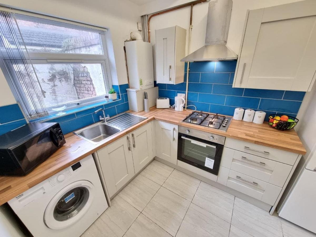 Charming Accommodation Steps From Downtown Liverpool Eksteriør bilde